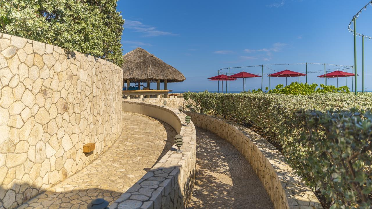 The Spa Retreat Boutique Hotel Negril Exterior photo